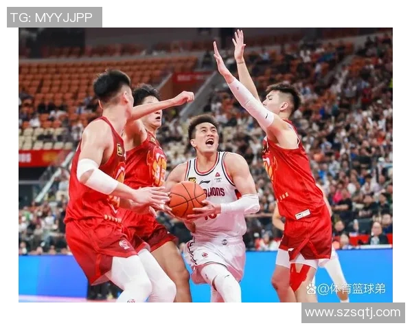 广州篮球队技术揭秘：从战术到训练的全方位分析与探讨